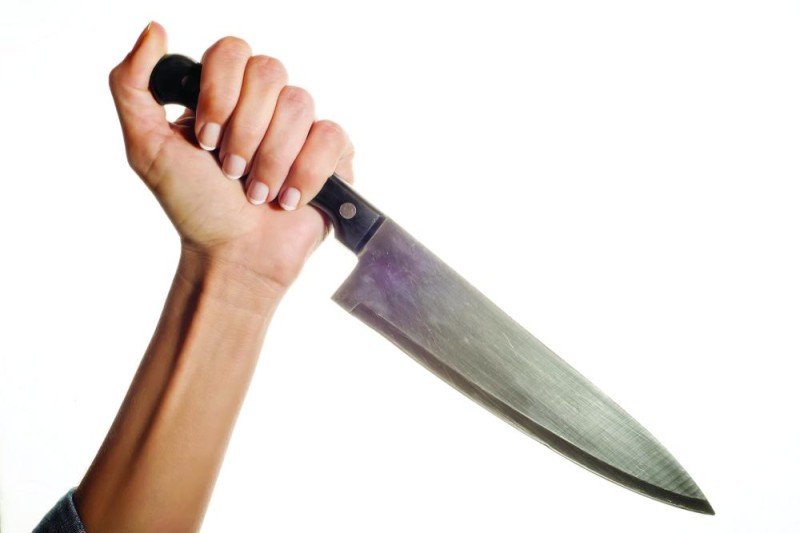 القصاص من امرأة قتلت زوجها بالسكين
