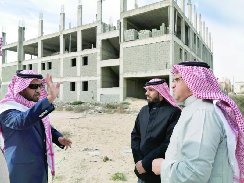 محلي الجبيل يطارد المشاريع التعليمية المتعثرة