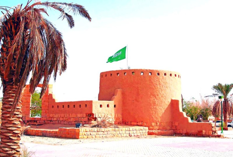 السياحة تقود قاطرة النمو السعودية في 2027