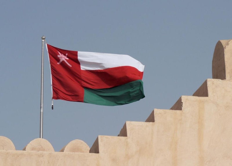 سلطنة عُمان تعلق الرحلات الجوية مع الصين
