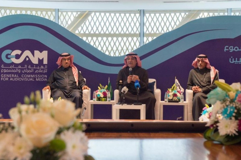 وزير الإعلام يدشن منصة للتسجيل المهني للإعلاميين
