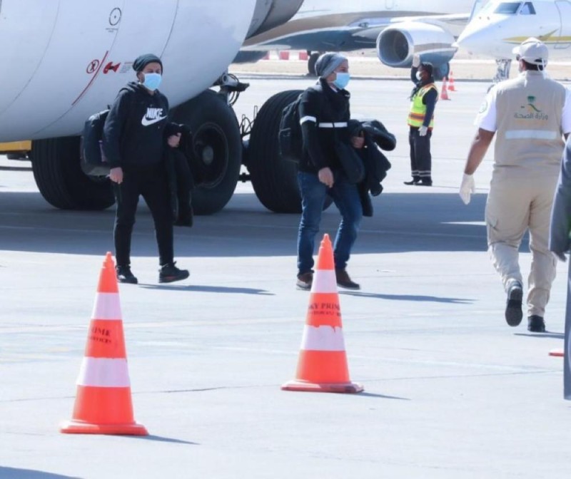 نتائج فحوصات الطلاب القادمين من ووهان 'سلبية'