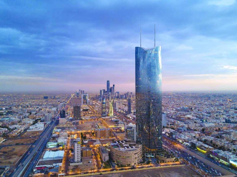 6 محفزات تجذب الاستثمارات العملاقة لأسواق المملكة