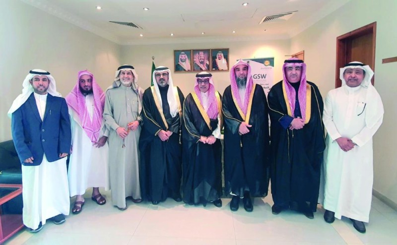 محافظ الجبيل يؤكد أهمية الدور الخيري للقطاع الخاص
