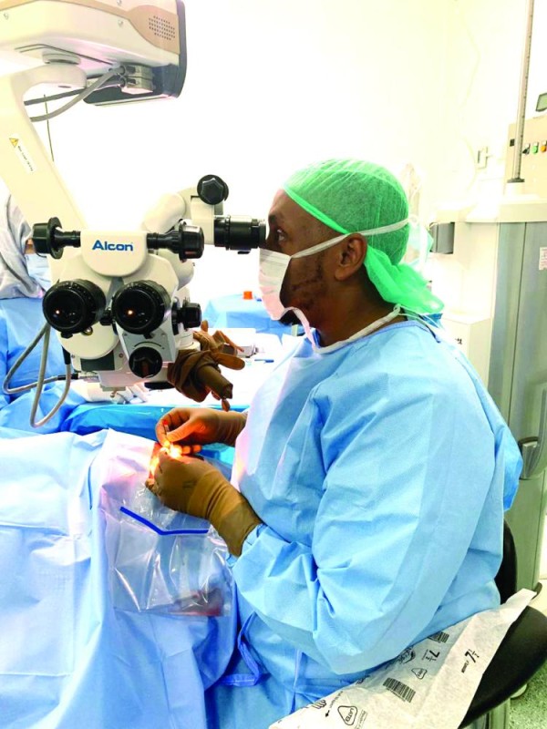 «الفيمتوليزك» أشهر جراحات تصحيح النظر عالميا