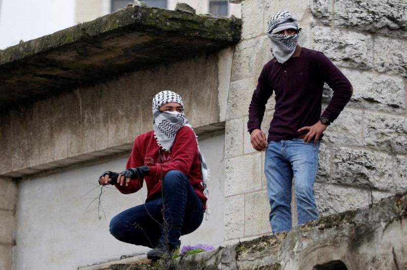 استشهاد فلسطيني واعتقال اثنين في جنين وبيت لحم
