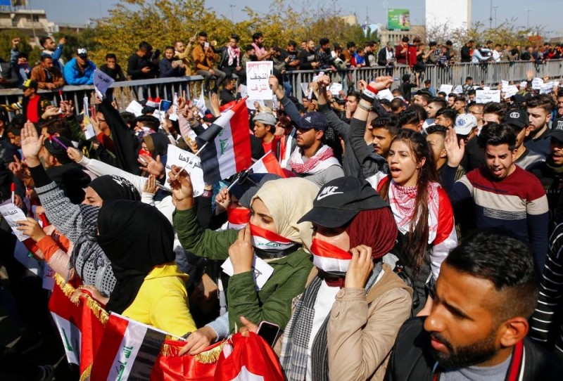 السفارة الأمريكية في بغداد تدين العنف ضد المتظاهرين