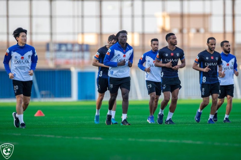 الذهب يزين أطقم الهلال في الآسيوية