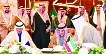 توزيع ثروات المنطقة المقسومة بالتساوي بين المملكة والكويت