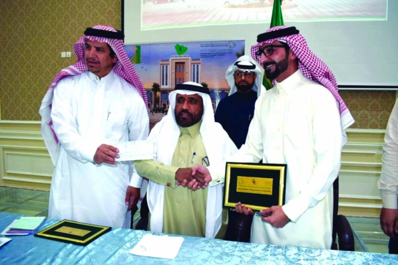 4.5 مليون ريال لمجمع «العيون» الخيرية