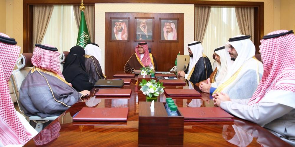 نائب أمير الشرقية ينوه بدعم القيادة لقطاع التعليم