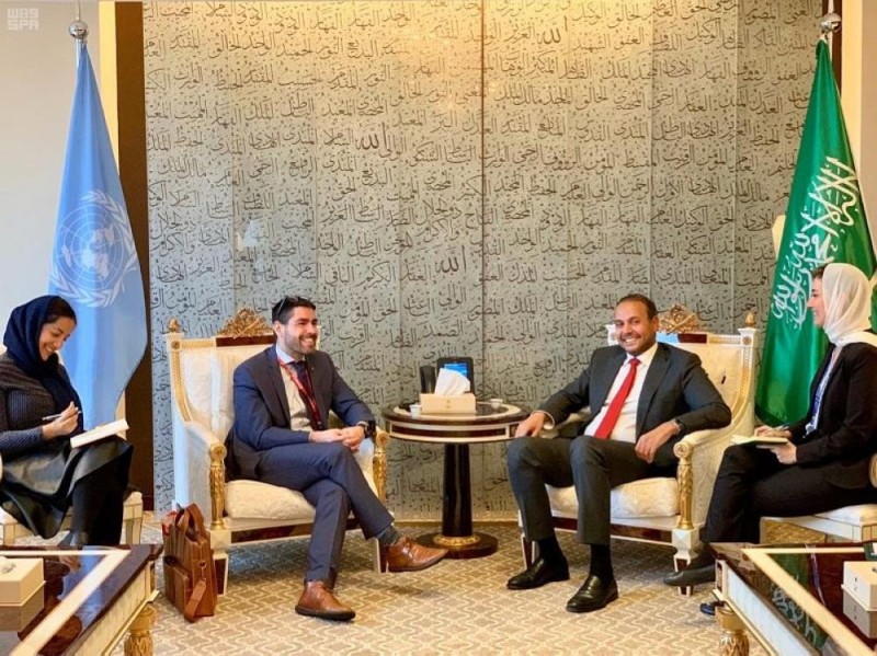   «منزلاوي» يلتقي نظيره الكندي ويبحثان القضايا الدولية