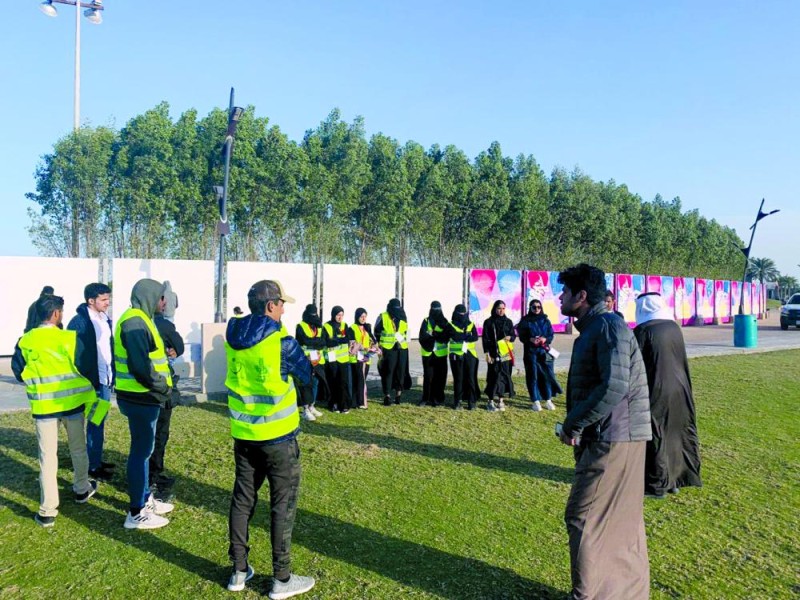 دعم المرضى بجدارية «بالفن نحارب السرطان»