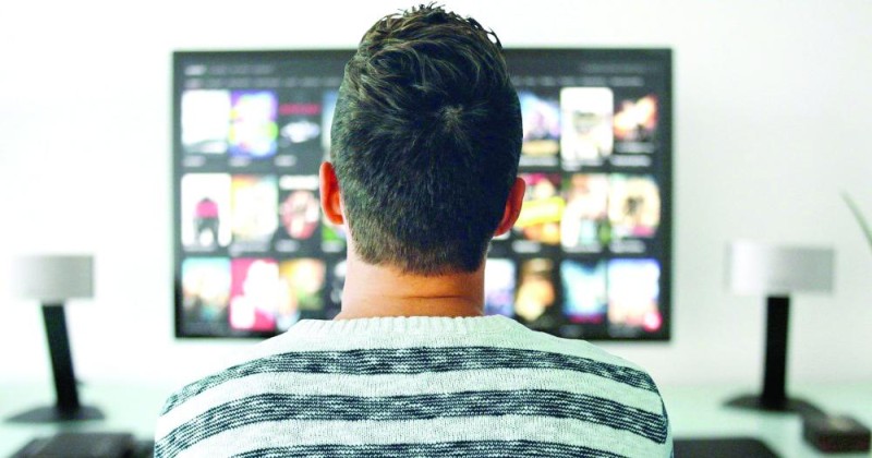تزايد شعبية خدمات البث بين الشباب
