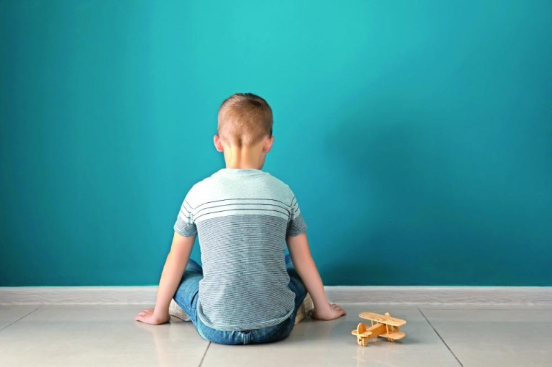 متوحد بين كل 4 أطفال يمر دون اكتشاف