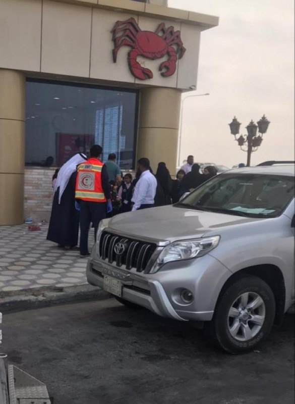 5  إصابات في حادث باص طالبات بالخبر