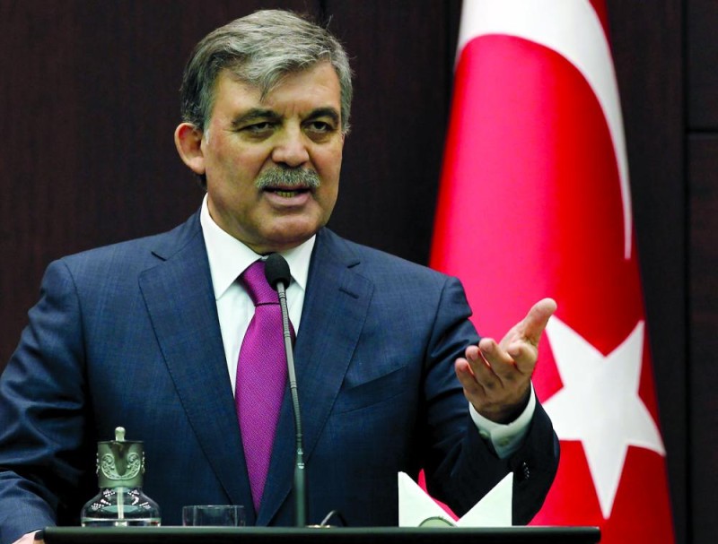 رئيس تركيا السابق: أردوغان أهان البرلمان