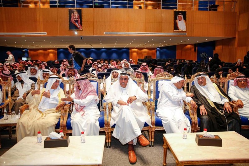 «المبارك» يستعرض محاور «قمة العشرين» بنادي الأحساء