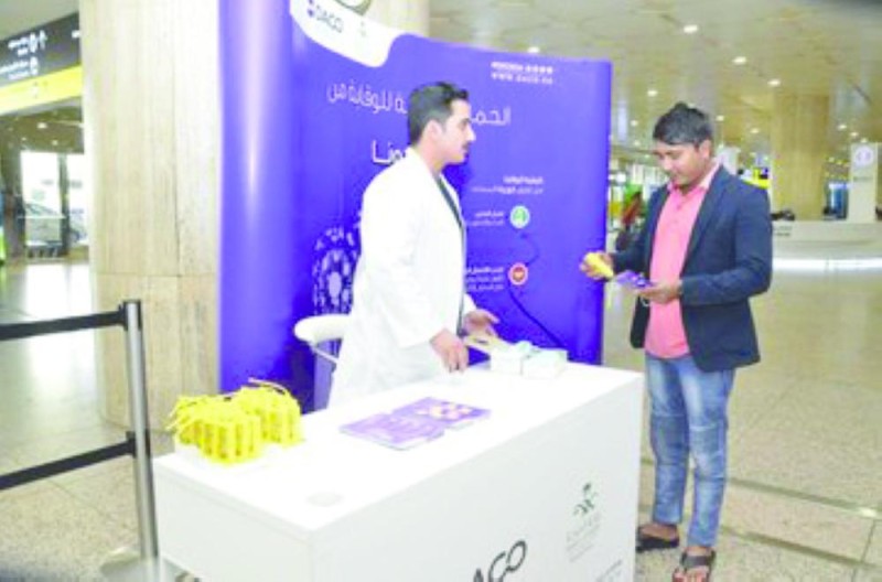 3 نقاط رئيسية بمطار الدمام للتوعية بـ«كورونا»