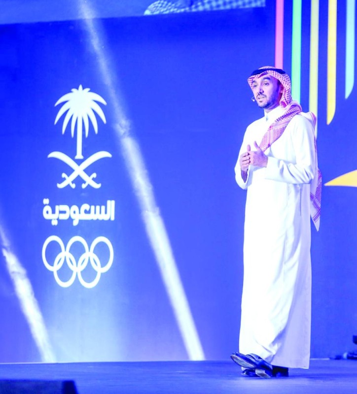 الفيصل.. من حلبات الفورمولا لوزارة الرياضة