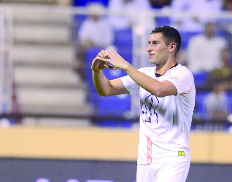 الاتحاد والشباب.. كلاسيكو خارج التوقعات