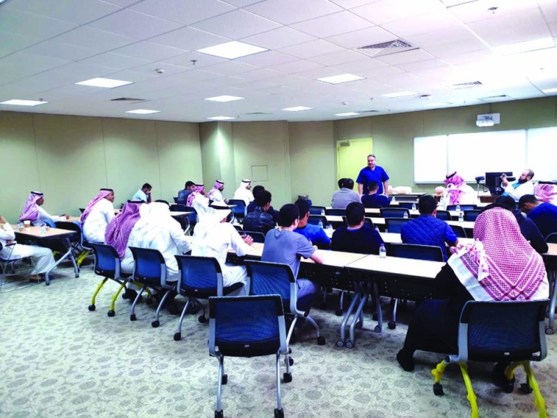 430 شخصا يتعرفون على «الإسعافات الأولية»