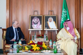 الأمير عبدالعزيز بن سعود يستقبل 4 وزراء داخلية