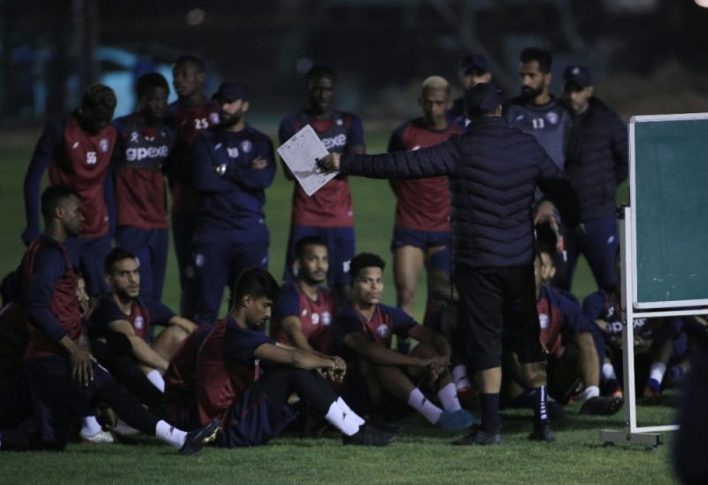 المضحي يطالب لاعبي العدالة بنسيان الماضي