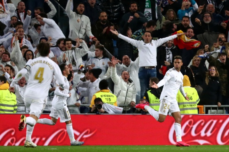 الريال يصطاد من «الكلاسيكو» أكثر من عصفور !