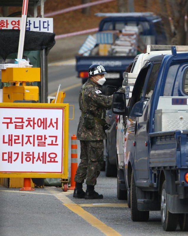 3 إصابات جديدة بكورونا فى الجيش الكوري الجنوبي