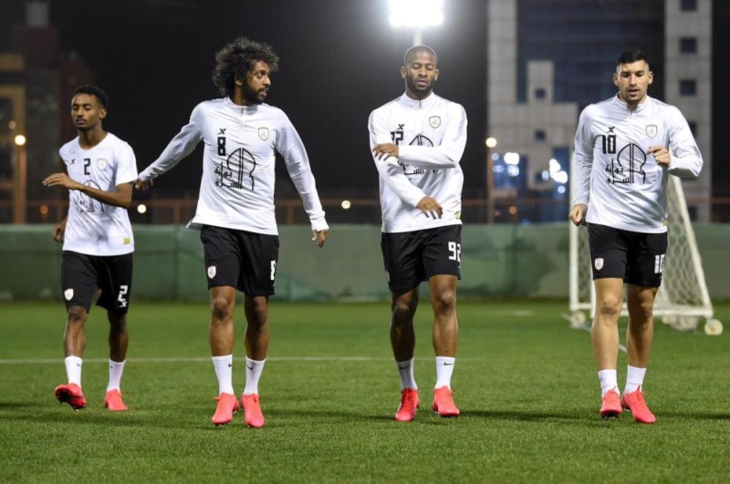 الشباب يجري مرانه الرئيسي للعدالة