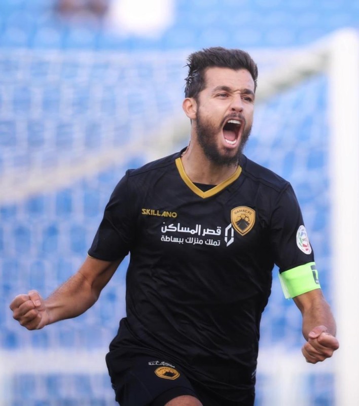 الوحدة وضمك.. لقاء «المربع والنجاة»