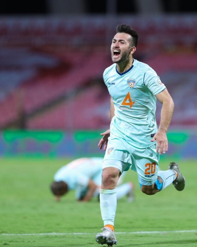 الأهلي والفيحاء.. «تعزيز الطموحات»