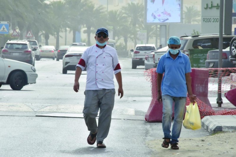 127 بلاغا و55 حالة مرضية في موجة غبار الشرقية