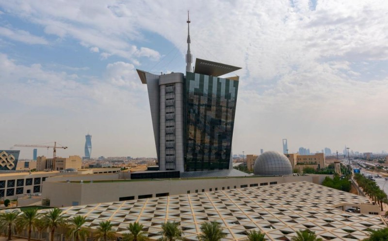 هيئة الاتصالات: المنصات التعليمية والصحية.. مجانًا