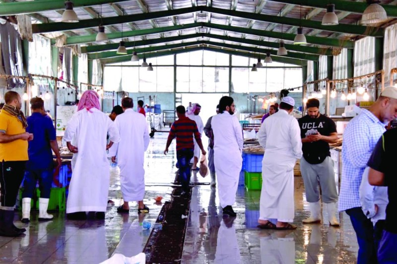 حياة طبيعية.. أسواق ناشطة.. مجتمع آمن
