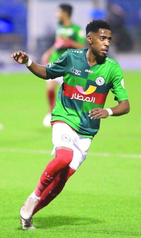 الاتفاق والشباب لقاء «تحسين المراكز»