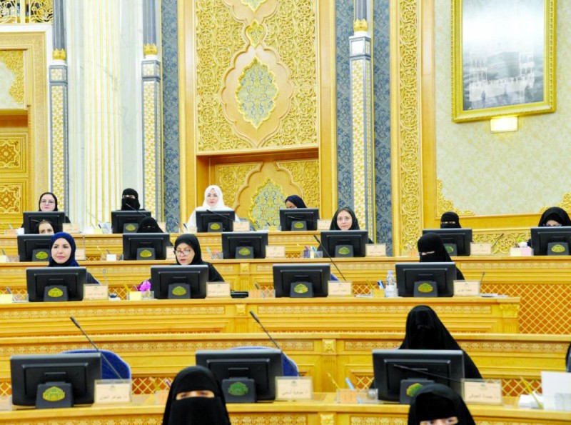 «الشورى» يوافق على هيكل تأشيرات الزيارة والحج