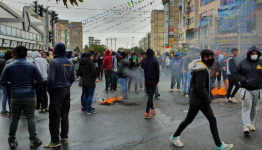 إيران تستهدف الصحفيين.. والأمم المتحدة تحذر