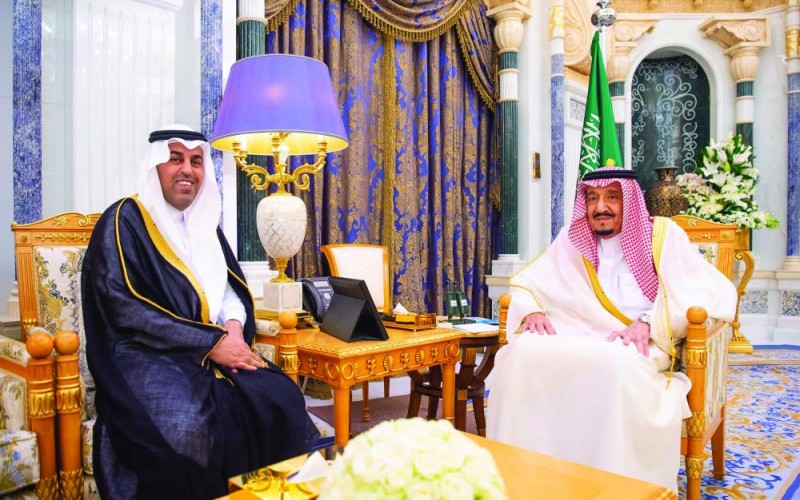 الملك يؤكد أهمية التصدي للتطرف وكل ما يهدد استقرار الدول العربية