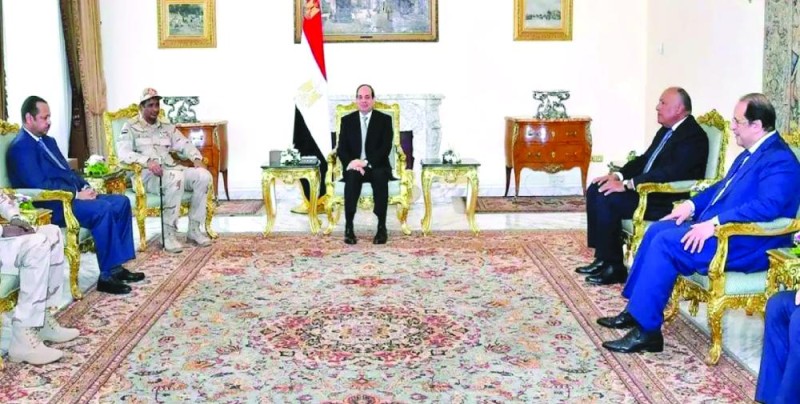 حميدتي يطمئن القاهرة بعد فتور «سد النهضة»