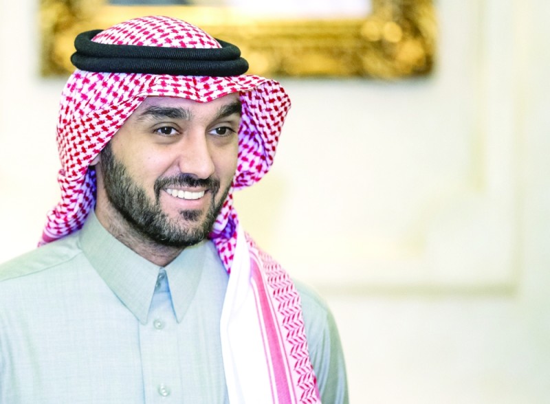 وزير الرياضة: سلامة المواطن والمقيم أولوية القيادة