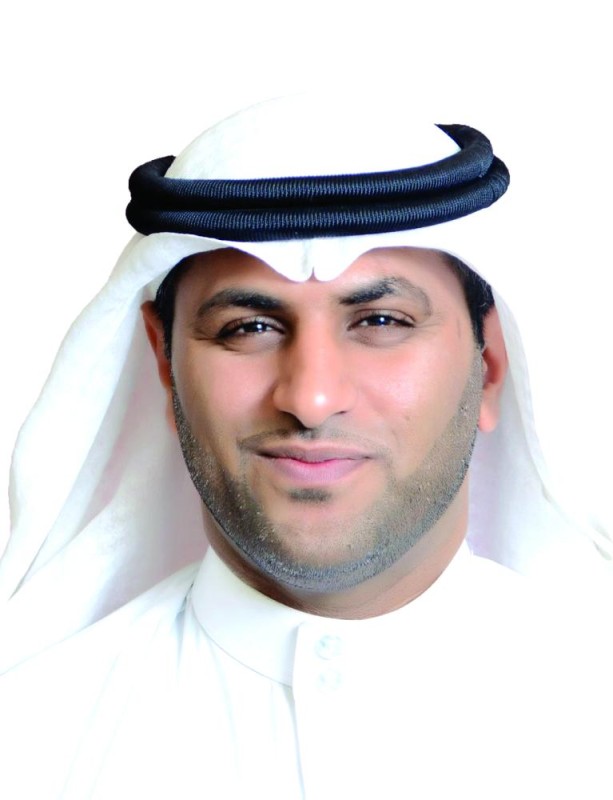 عماد اللباد
