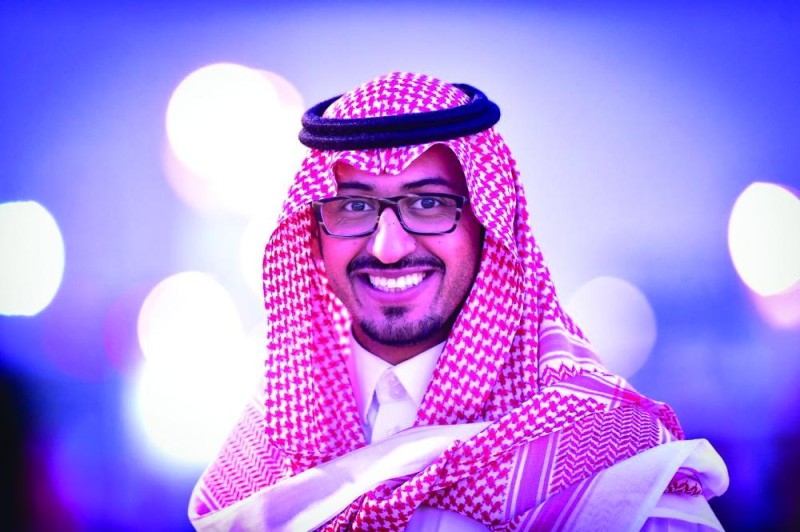 «آل حسنة» يتلقى التهاني