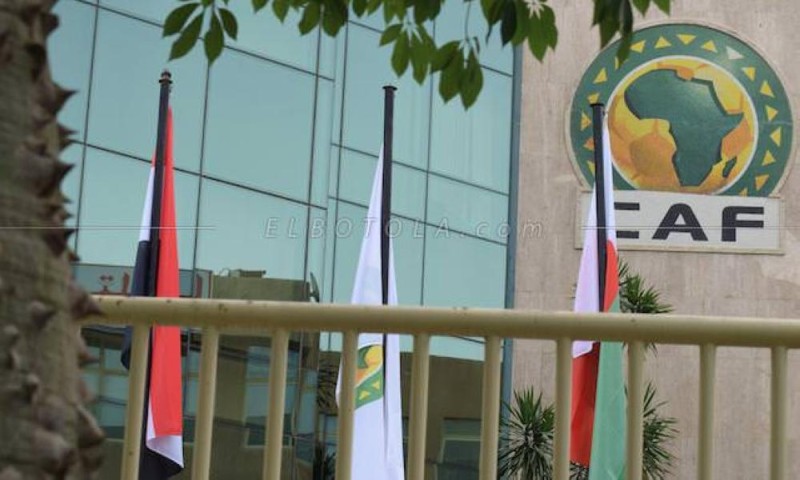 «كورونا» تخلي مقر الكاف في القاهرة من الموظفين