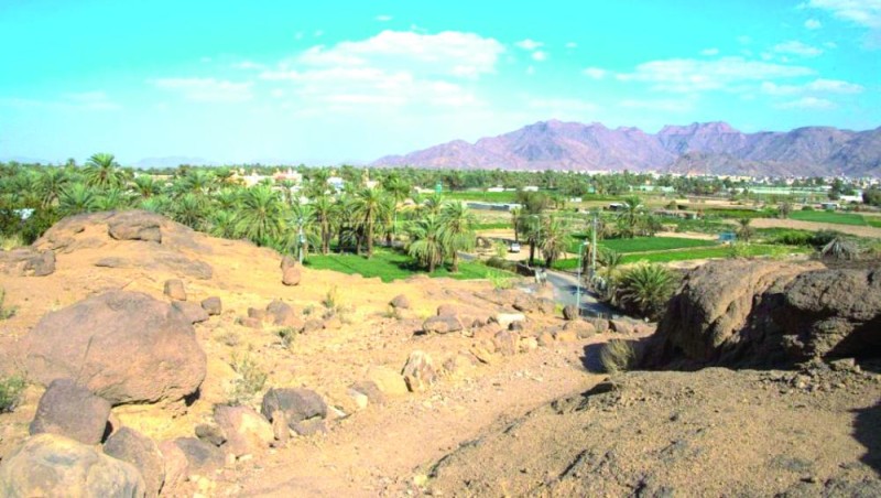 جبل «رعوم».. إطلالة بانورامية على وادي نجران