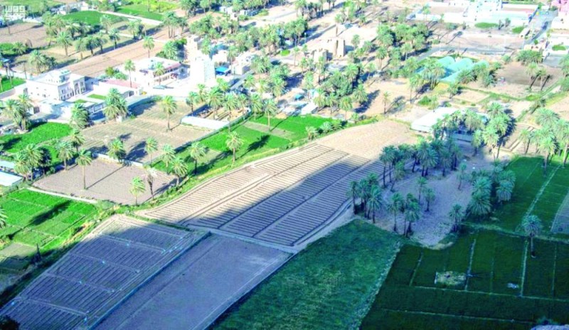 جبل «رعوم».. إطلالة بانورامية على وادي نجران