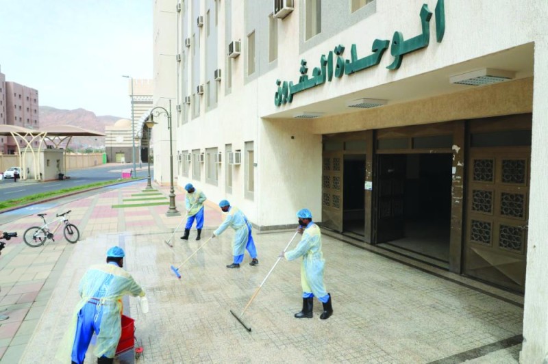 تعقيم الجامعة الإسلامية 5 مرات يوميا