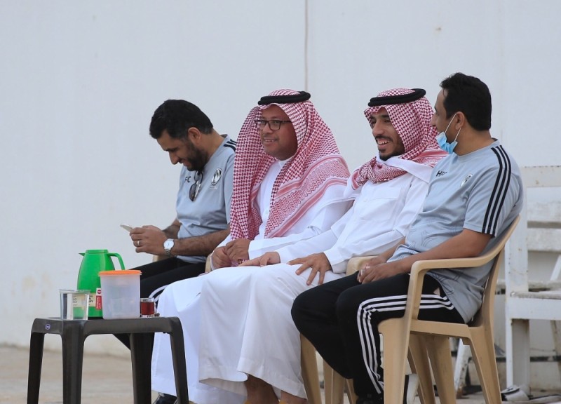 العياري لـ