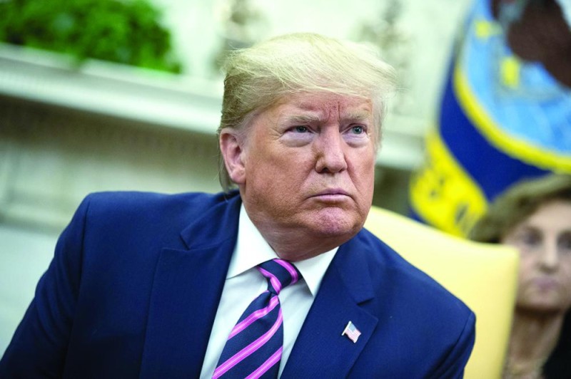 ترامب عاجز أمام «كورونا»